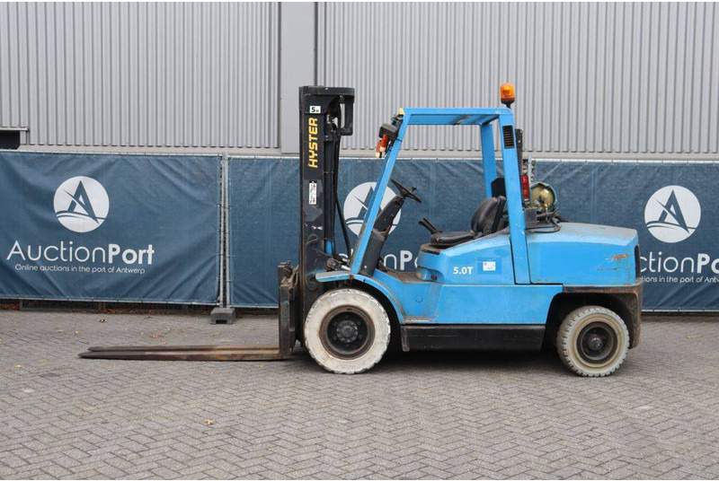 Hyster H5.00XM - Gázüzemű targonca: 2 kép. Hyster H5.00XM - Gázüzemű targonca: 2 kép.
