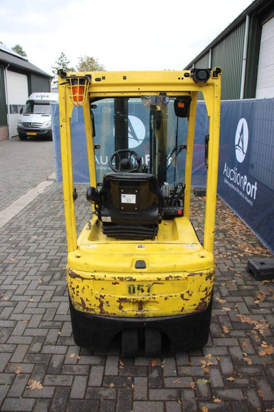 Hyster J1.8XNT MWB - Elektromos targonca: 4 kép. Hyster J1.8XNT MWB - Elektromos targonca: 4 kép.
