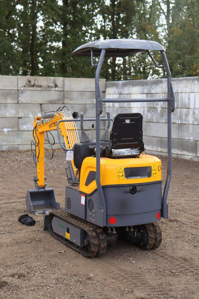 Hytec XV10B - Minikotró: 4 kép. Hytec XV10B - Minikotró: 4 kép.