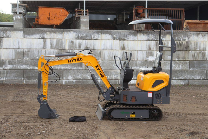 Hytec XV10B - Minikotró: 1 kép. Hytec XV10B - Minikotró: 1 kép.
