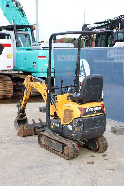 Hyundai HX10A - Minikotró: 4 kép. Hyundai HX10A - Minikotró: 4 kép.