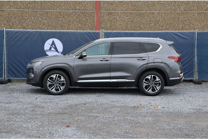 Hyundai Santa Fe SHTRAC - Szedán: 2 kép. Hyundai Santa Fe SHTRAC - Szedán: 2 kép.