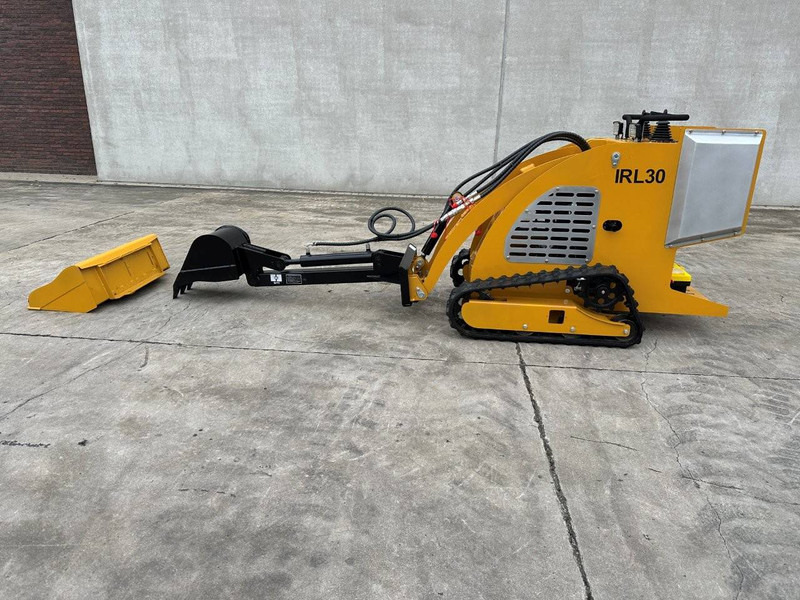 IR IRL30 - Lánctalpas homlokrakodó: 2 kép. IR IRL30 - Lánctalpas homlokrakodó: 2 kép.