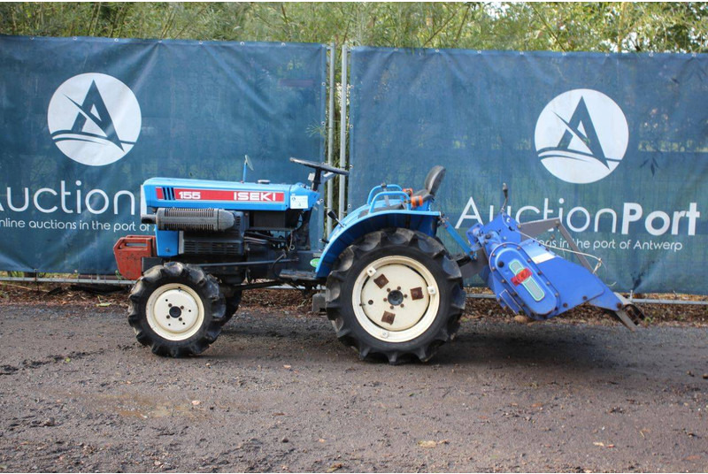 Iseki 155 - Traktor: 2 kép. Iseki 155 - Traktor: 2 kép.