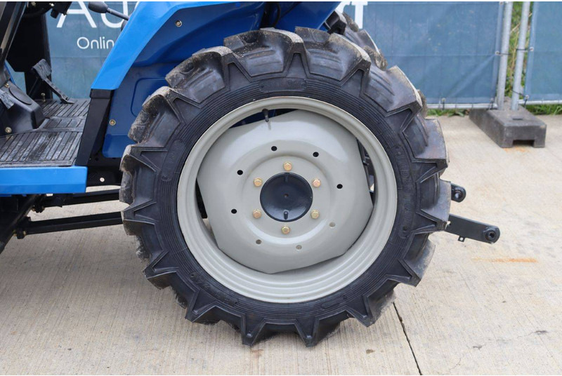 Traktor Iseki Landhope 197: 17 kép.