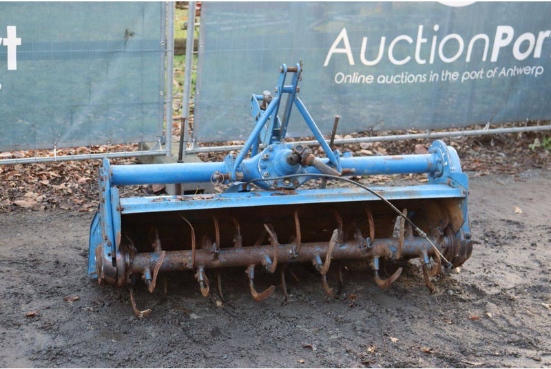 Iseki RA1360 - Talajművelő gep: 1 kép. Iseki RA1360 - Talajművelő gep: 1 kép.