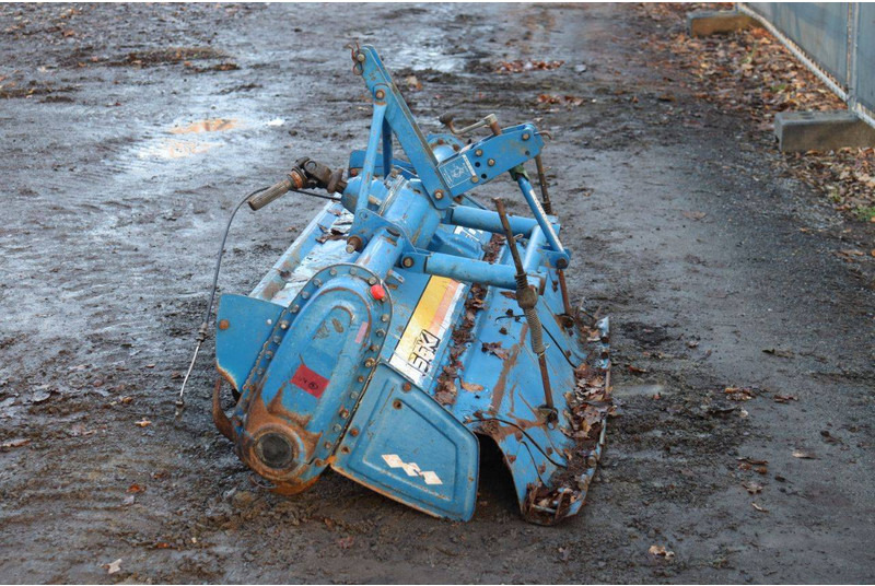 Iseki RA1360 - Talajművelő gep: 5 kép. Iseki RA1360 - Talajművelő gep: 5 kép.