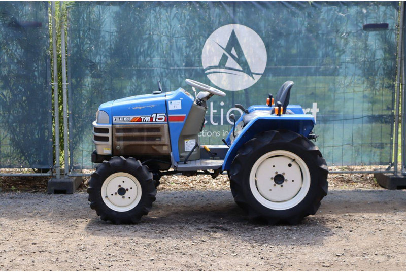 Iseki TM15 - Traktor: 2 kép. Iseki TM15 - Traktor: 2 kép.