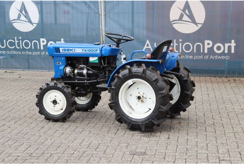 Iseki TX1500F - Traktor: 3 kép. Iseki TX1500F - Traktor: 3 kép.