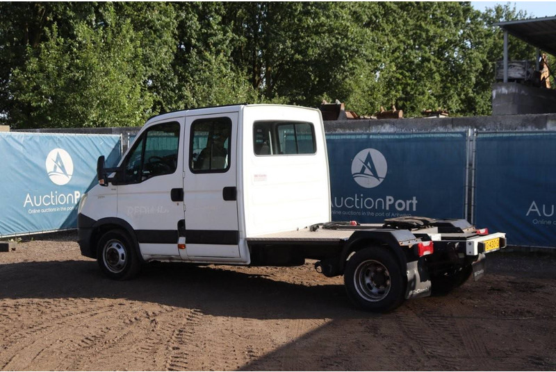 Iveco 35C17 - Alvaz teherautó: 3 kép. Iveco 35C17 - Alvaz teherautó: 3 kép.
