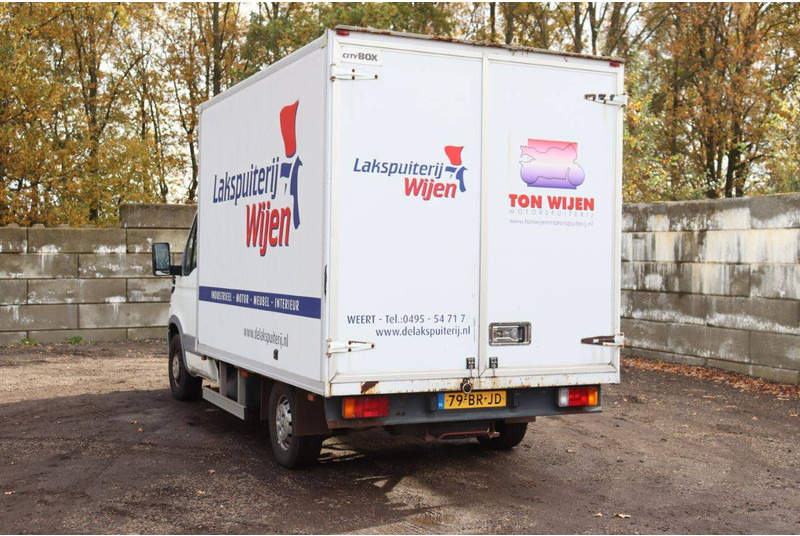 Iveco Daily 35S - Furgon: 4 kép. Iveco Daily 35S - Furgon: 4 kép.