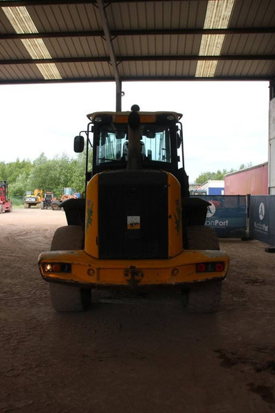 JCB 436HT - Gumikerekes homlokrakodó: 4 kép. JCB 436HT - Gumikerekes homlokrakodó: 4 kép.