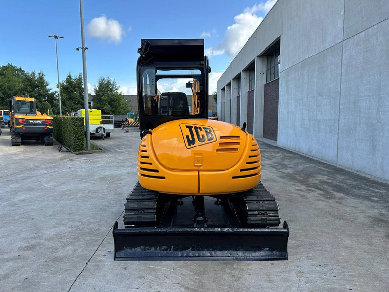 JCB 8056 - Lánctalpas kotró: 5 kép. JCB 8056 - Lánctalpas kotró: 5 kép.