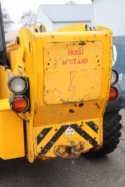 Teleszkópos rakodó JCB: 19 kép.