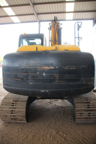 JCB JS130LC - Lánctalpas kotró: 4 kép. JCB JS130LC - Lánctalpas kotró: 4 kép.