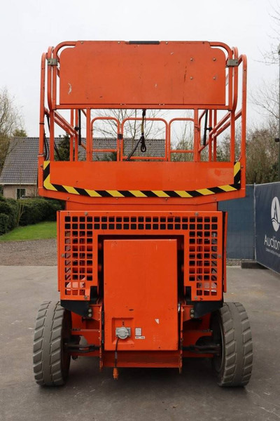 JLG 3369LE - Ollós emelő: 4 kép. JLG 3369LE - Ollós emelő: 4 kép.