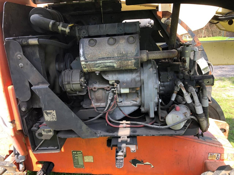 JLG 450AJ - Személyemelő: 5 kép. JLG 450AJ - Személyemelő: 5 kép.