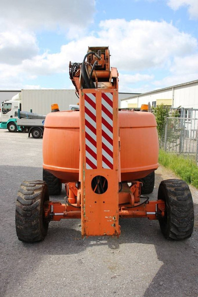 JLG 600AJ - Személyemelő: 4 kép. JLG 600AJ - Személyemelő: 4 kép.