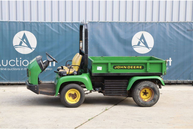 John Deere 2030A - Golfkocsi: 1 kép. John Deere 2030A - Golfkocsi: 1 kép.
