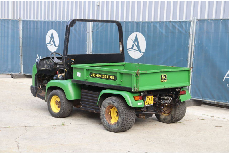 John Deere 2030A - Golfkocsi: 4 kép. John Deere 2030A - Golfkocsi: 4 kép.
