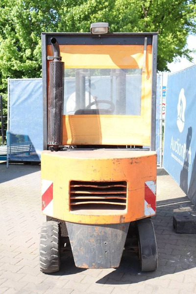 Kalmar CQD 2.0S - Dízel targonca: 4 kép. Kalmar CQD 2.0S - Dízel targonca: 4 kép.