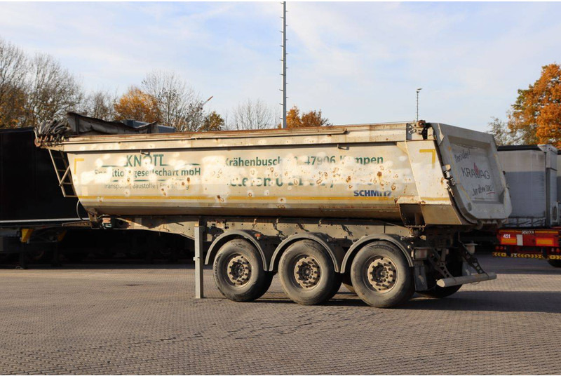 Knott GmbH - Félpótkocsi billenőplatós: 5 kép. Knott GmbH - Félpótkocsi billenőplatós: 5 kép.