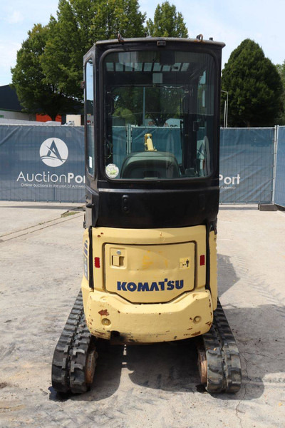 Komatsu PC18MR - Minikotró: 5 kép. Komatsu PC18MR - Minikotró: 5 kép.