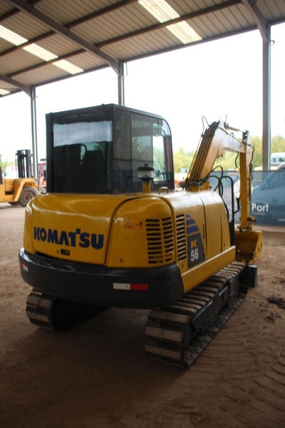 Komatsu PC56-7 - Lánctalpas kotró: 5 kép. Komatsu PC56-7 - Lánctalpas kotró: 5 kép.