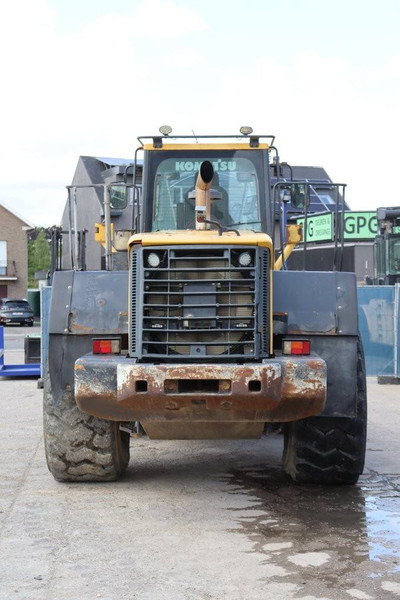 Komatsu WA480-6 - Gumikerekes homlokrakodó: 5 kép. Komatsu WA480-6 - Gumikerekes homlokrakodó: 5 kép.