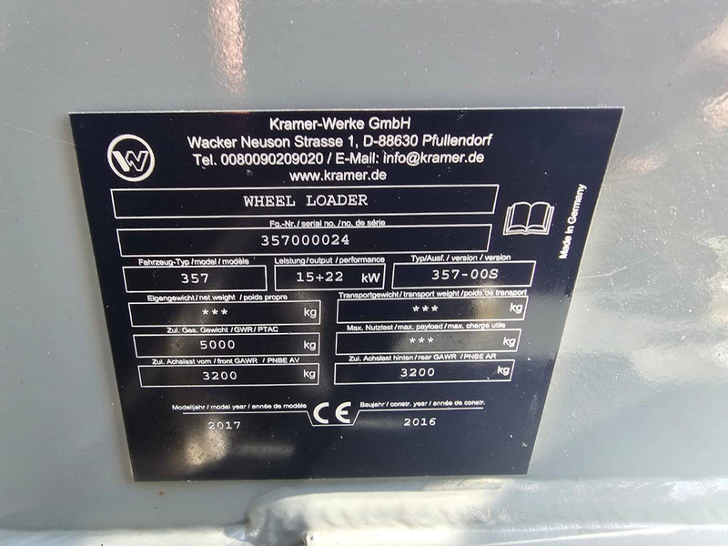 Gumikerekes homlokrakodó Kramer 357: 8 kép. Gumikerekes homlokrakodó Kramer 357: 8 kép.