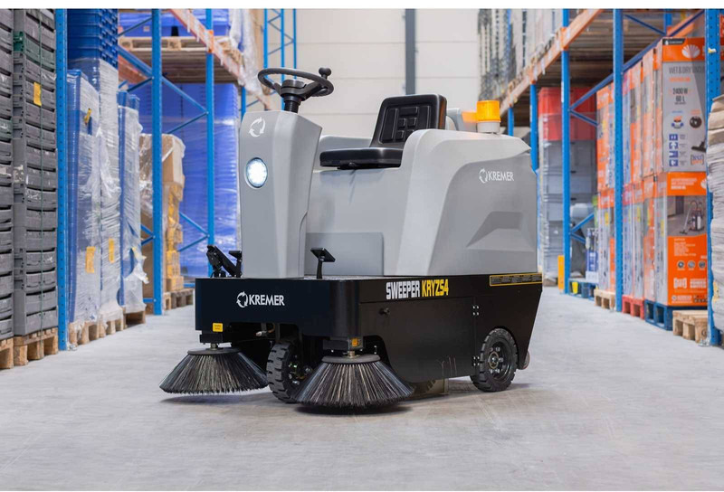 Kremer KRYZS4 Zit - Utcaseprő gép: 1 kép. Kremer KRYZS4 Zit - Utcaseprő gép: 1 kép.