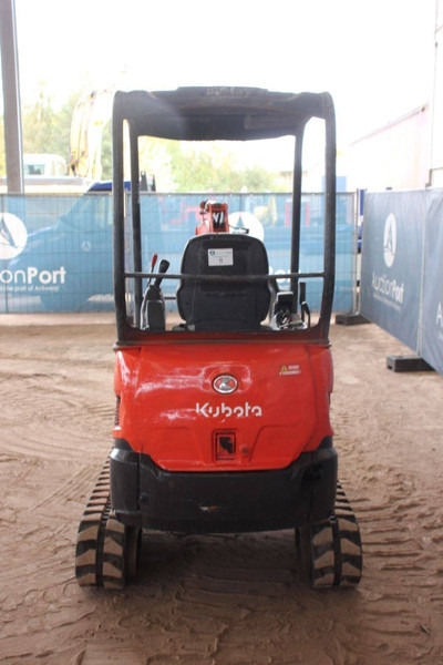 Kubota KX019-4 - Minikotró: 4 kép. Kubota KX019-4 - Minikotró: 4 kép.