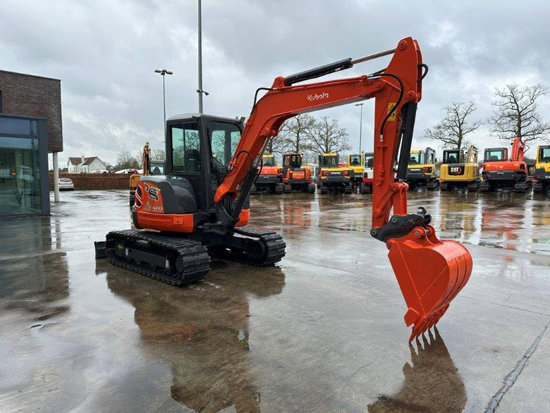 Kubota KX155-3SZ - Lánctalpas kotró: 3 kép. Kubota KX155-3SZ - Lánctalpas kotró: 3 kép.