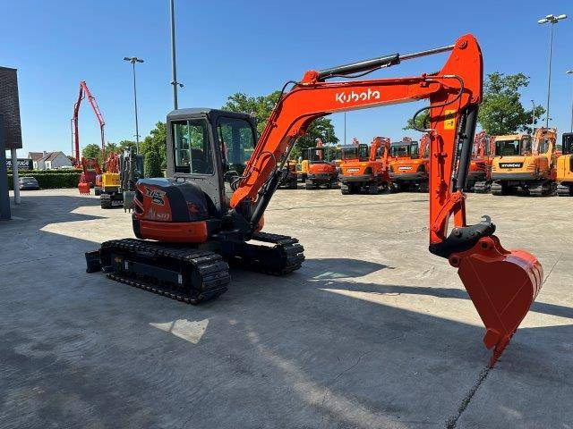 Kubota KX155-3SZ - Lánctalpas kotró: 3 kép. Kubota KX155-3SZ - Lánctalpas kotró: 3 kép.
