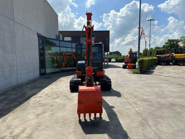 Kubota KX161-3SZ - Lánctalpas kotró: 2 kép. Kubota KX161-3SZ - Lánctalpas kotró: 2 kép.
