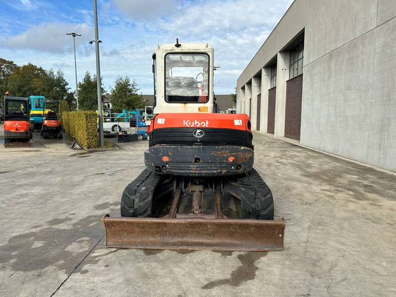 Kubota U-45-3 - Lánctalpas kotró: 5 kép. Kubota U-45-3 - Lánctalpas kotró: 5 kép.