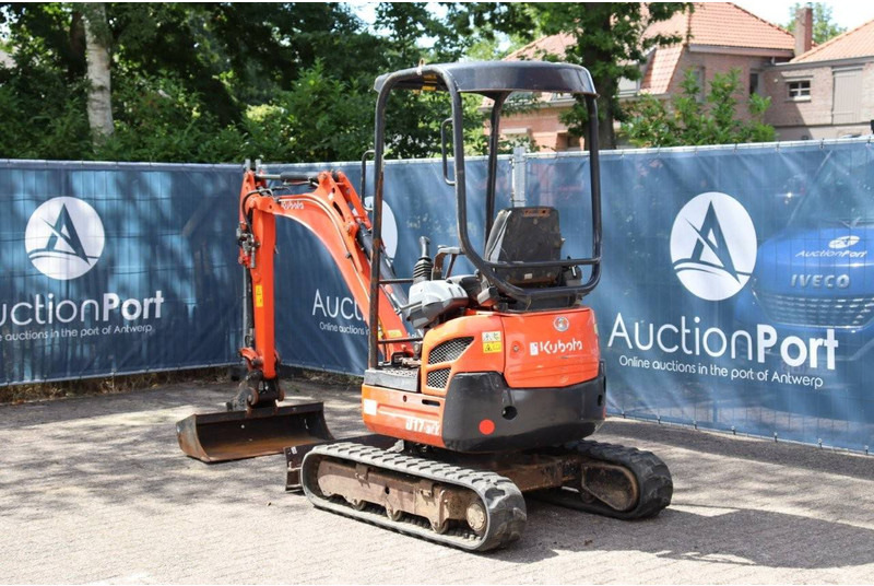 Kubota U17-3a - Minikotró: 4 kép. Kubota U17-3a - Minikotró: 4 kép.