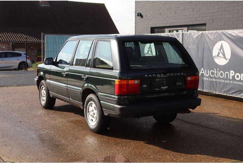 Land Rover Range Rover - Terepjáró/ SUV: 4 kép. Land Rover Range Rover - Terepjáró/ SUV: 4 kép.