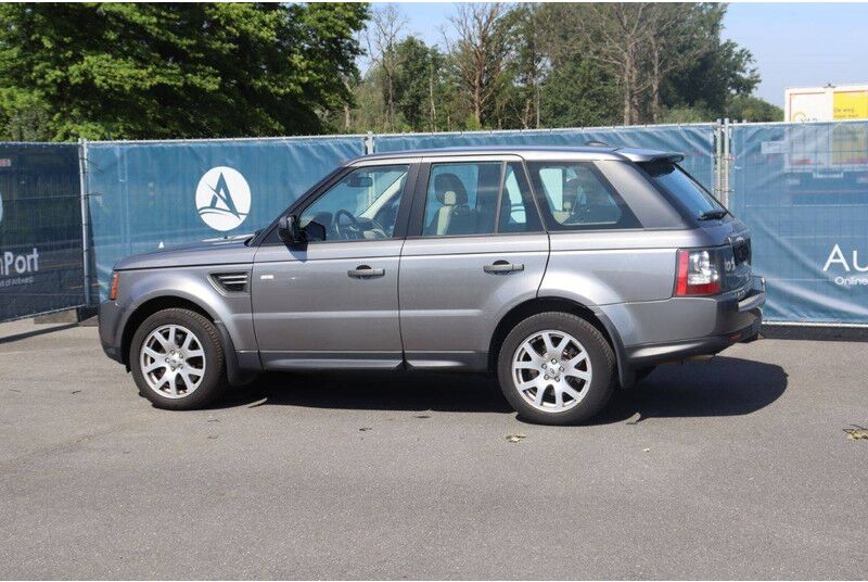Land Rover Range Rover HSE - Terepjáró/ SUV: 3 kép. Land Rover Range Rover HSE - Terepjáró/ SUV: 3 kép.