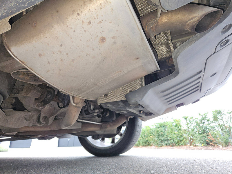 Land Rover Range Rover (IV) TDV8 'Vogue' - Terepjáró/ SUV: 4 kép. Land Rover Range Rover (IV) TDV8 'Vogue' - Terepjáró/ SUV: 4 kép.