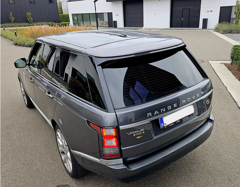 Land Rover Range Rover (IV) TDV8 'Vogue' - Terepjáró/ SUV: 2 kép. Land Rover Range Rover (IV) TDV8 'Vogue' - Terepjáró/ SUV: 2 kép.