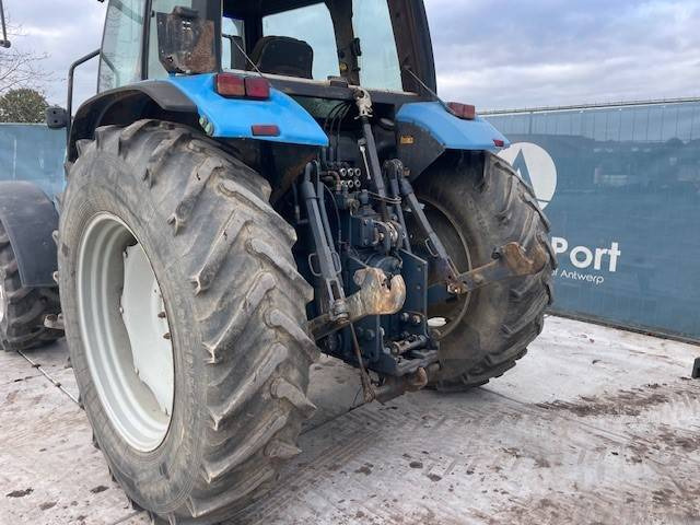 Landini Legend 130 - Traktor: 3 kép. Landini Legend 130 - Traktor: 3 kép.