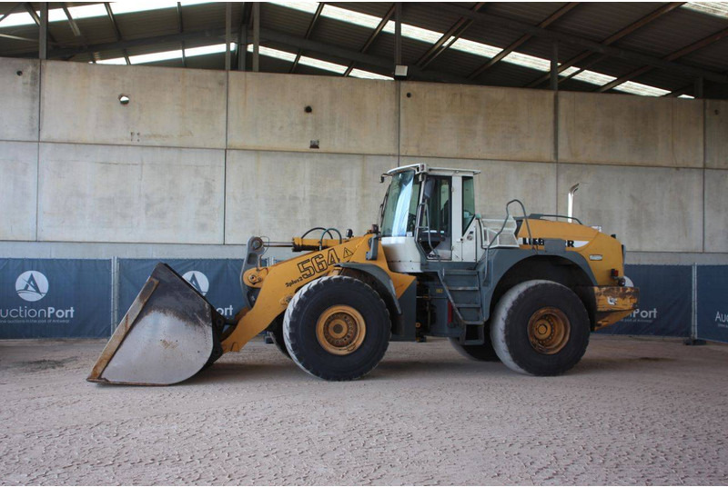 Liebherr L564 - Gumikerekes homlokrakodó: 1 kép. Liebherr L564 - Gumikerekes homlokrakodó: 1 kép.