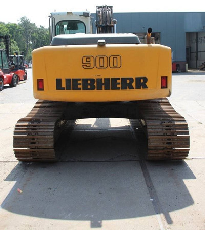 Liebherr R 900 C Litronic - Lánctalpas kotró: 4 kép. Liebherr R 900 C Litronic - Lánctalpas kotró: 4 kép.