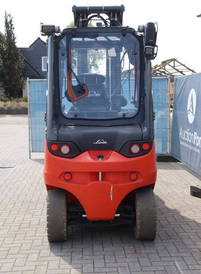 Linde E40HL-01/600 - Elektromos targonca: 5 kép. Linde E40HL-01/600 - Elektromos targonca: 5 kép.
