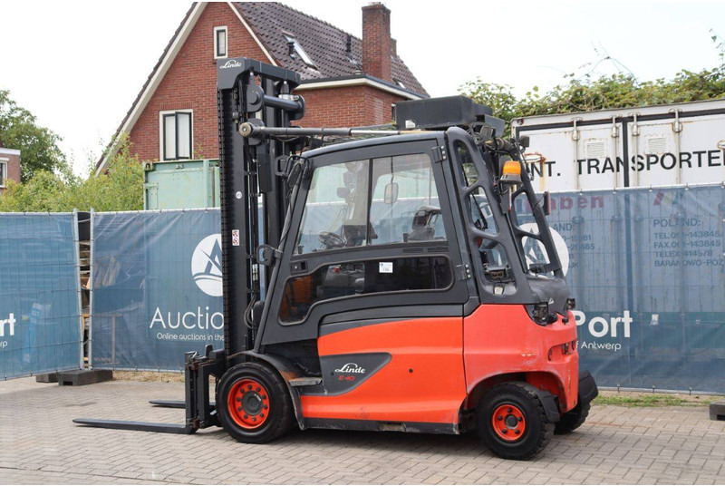 Linde E40HL-01/600 - Elektromos targonca: 3 kép. Linde E40HL-01/600 - Elektromos targonca: 3 kép.