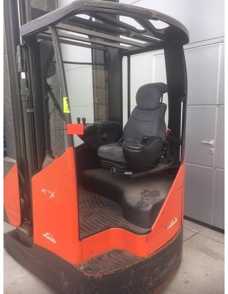 Linde G17X - Tolóoszlopos targoncá: 3 kép. Linde G17X - Tolóoszlopos targoncá: 3 kép.