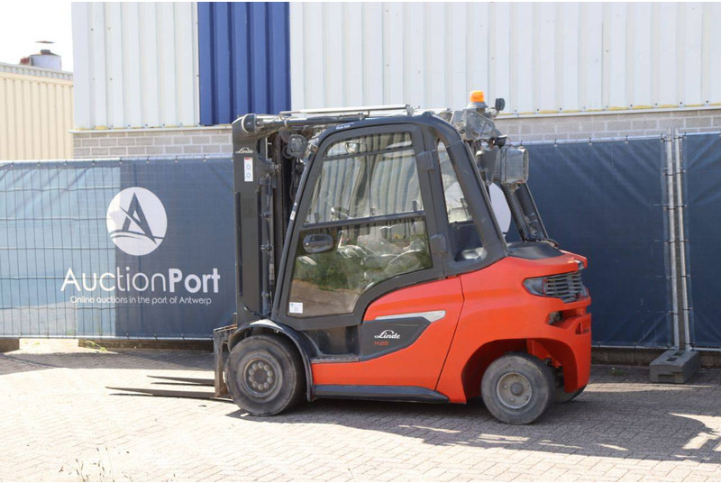 Linde H25D-01/600 - Dízel targonca: 3 kép. Linde H25D-01/600 - Dízel targonca: 3 kép.