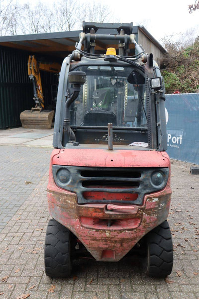 Linde H30D - Dízel targonca: 5 kép. Linde H30D - Dízel targonca: 5 kép.