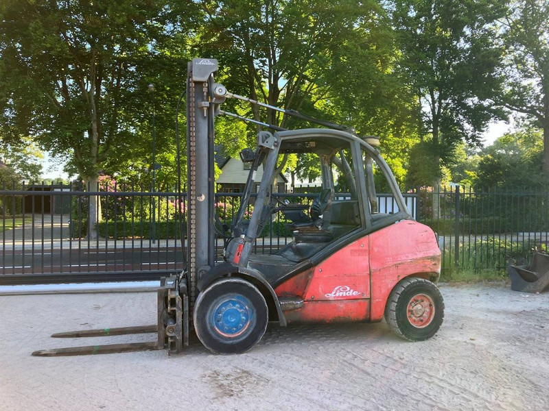 Linde H50D - Dízel targonca: 1 kép. Linde H50D - Dízel targonca: 1 kép.